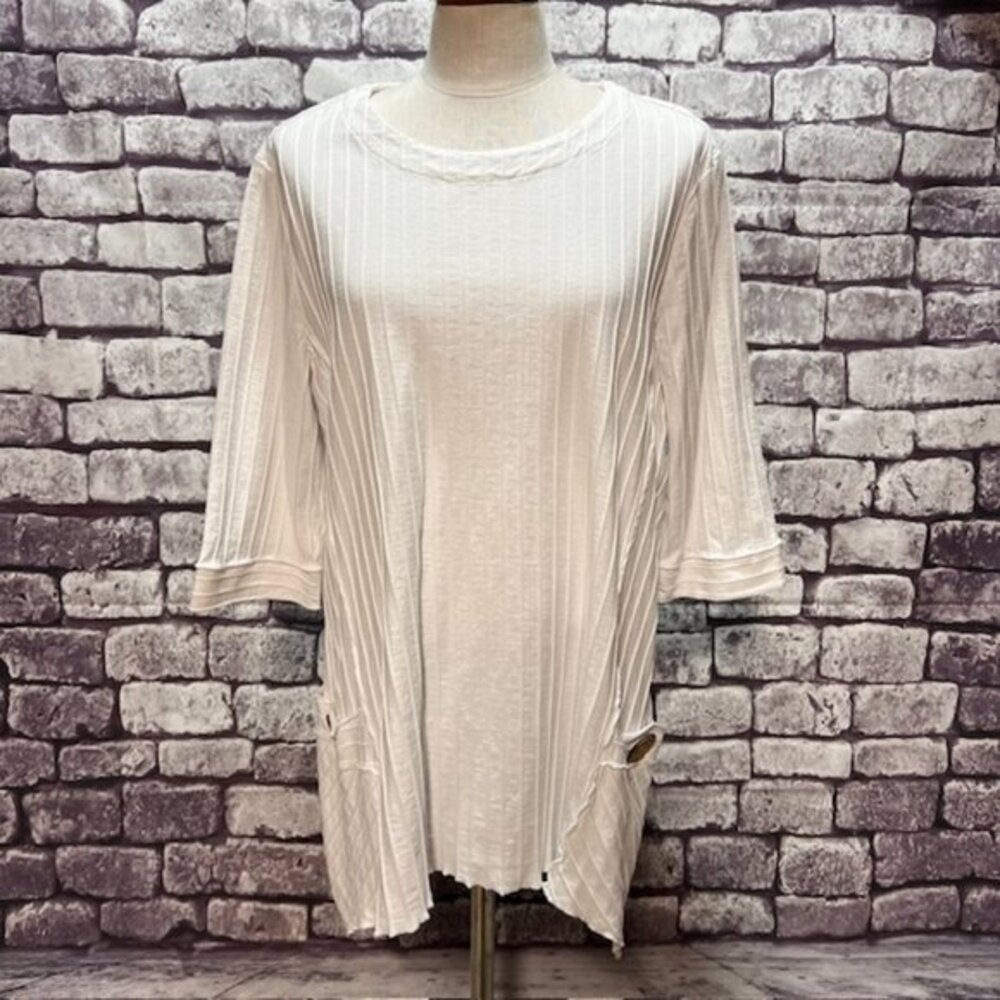 Focus NWT White Round Neck Tunic Size L